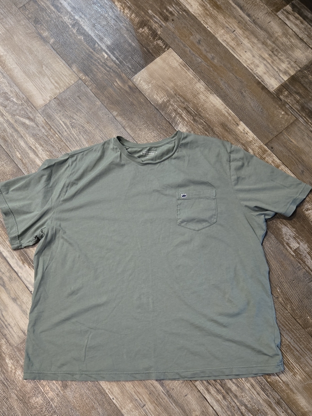Crown And Ivy Men's Pocket Tee - Sage Green